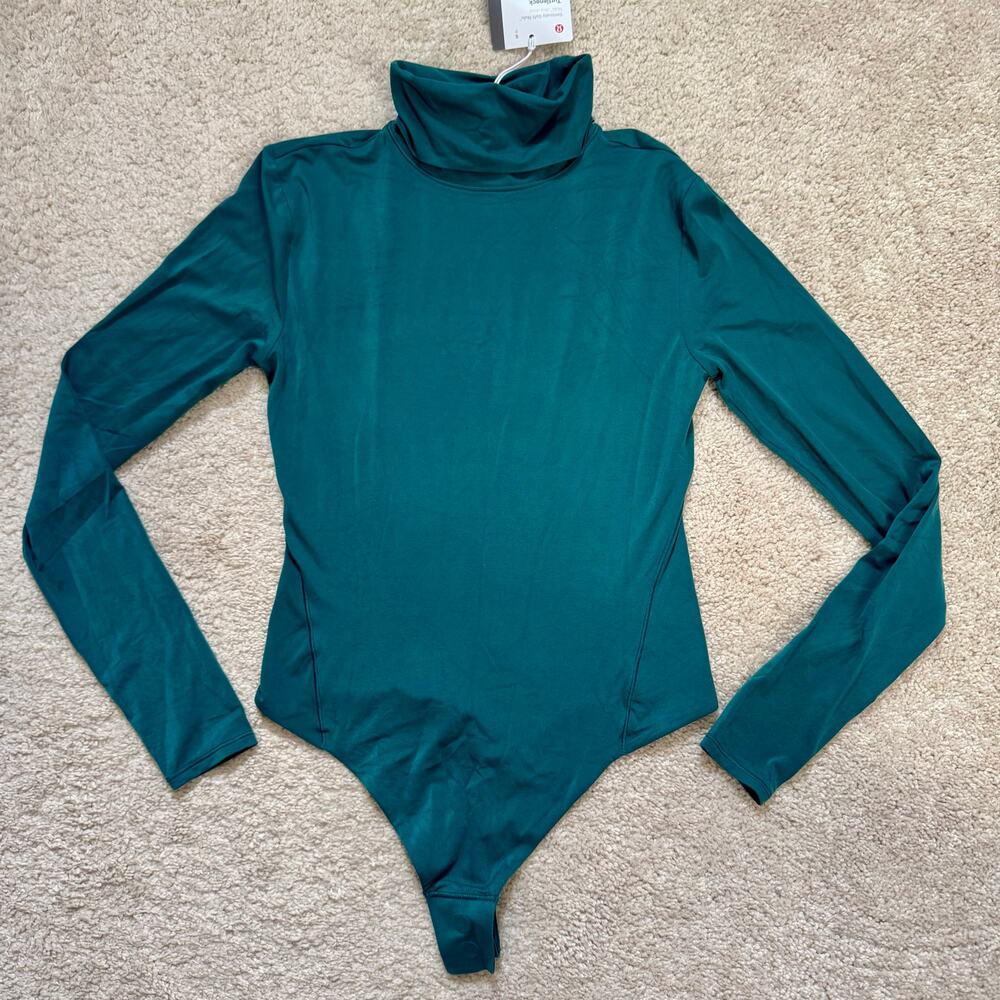 Lululemon Wundermost Nulu Turtleneck Bodysuit Womens Small Teal Career Layering